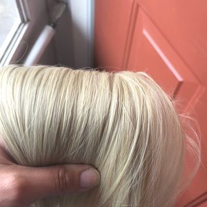 Blonde extensions